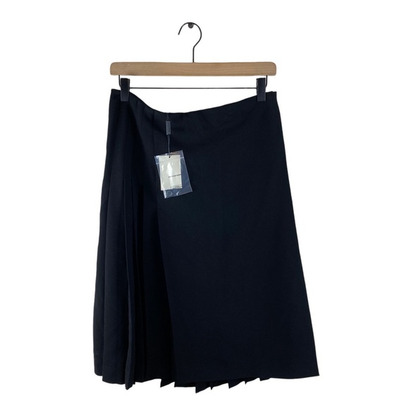 Burberry Uniform Pleated Midi Skirt Kilt Black Size 8 New - Picture 1 of 11